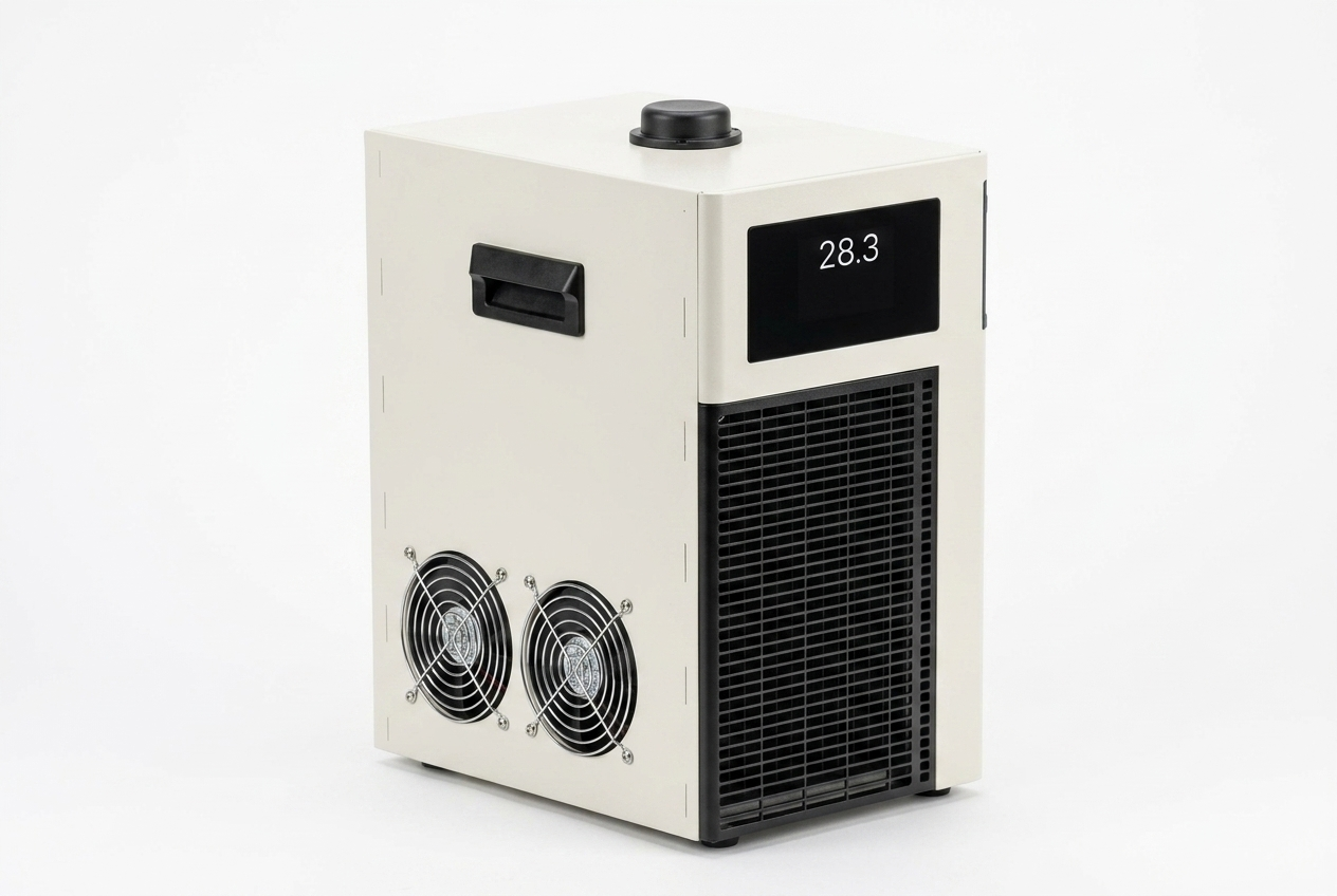 Mini cooling system technology comparison showing vapor compression, Peltier, liquid cooling, and air cooling side by side